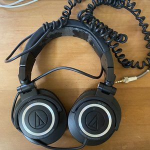 Audio Technica ATH-M50 monitor headphones